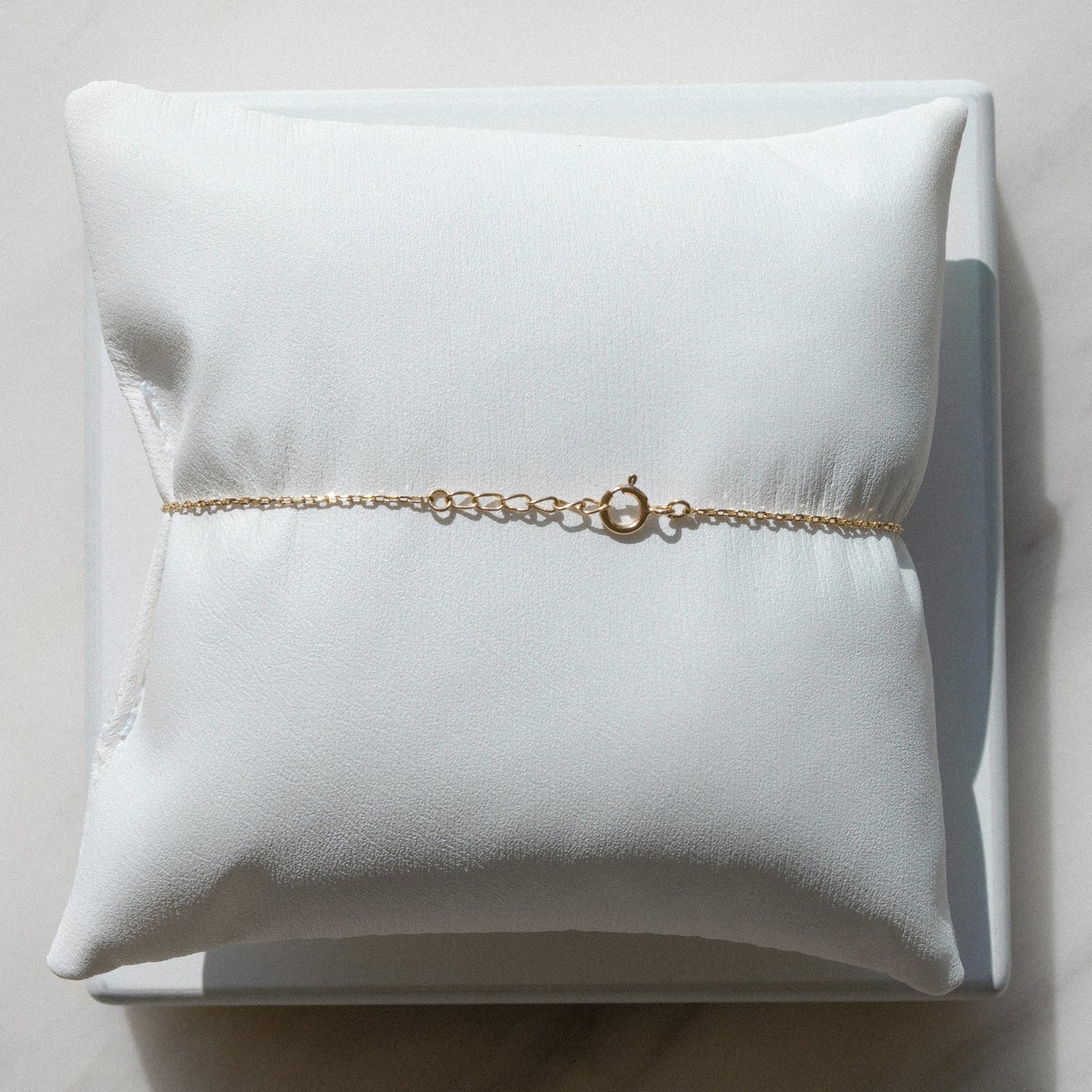 14K Solid Gold 0.06ct Diamond Bracelet