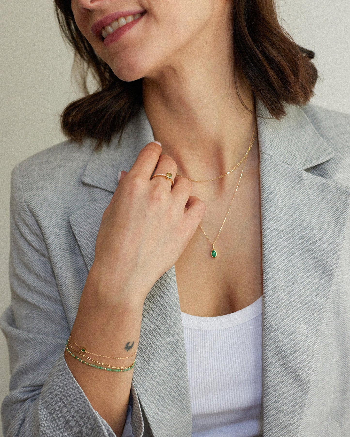 Oval Emerald Pendant Necklace