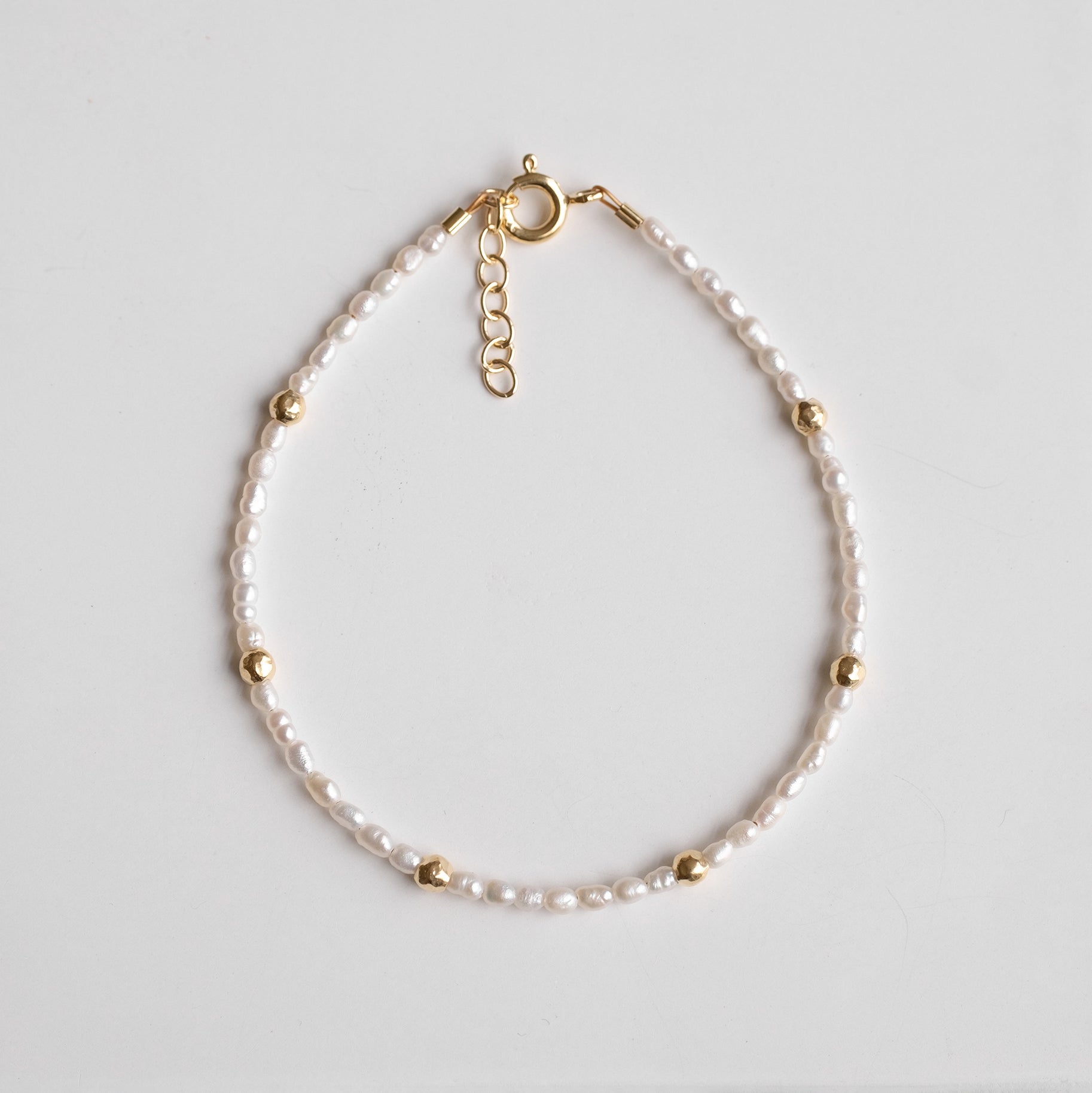 Tiny on sale pearl bracelet