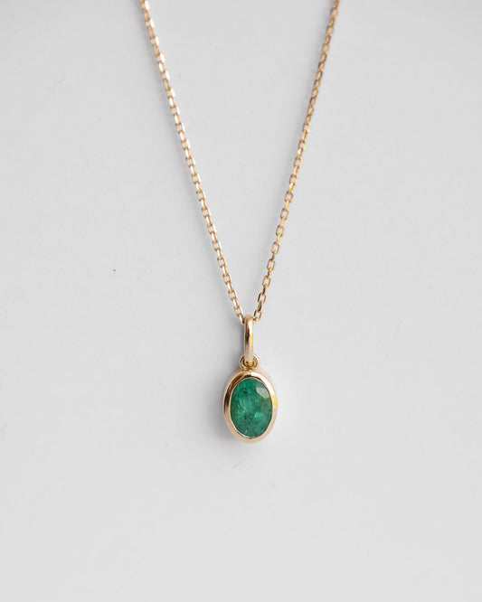 Oval Emerald Pendant Necklace