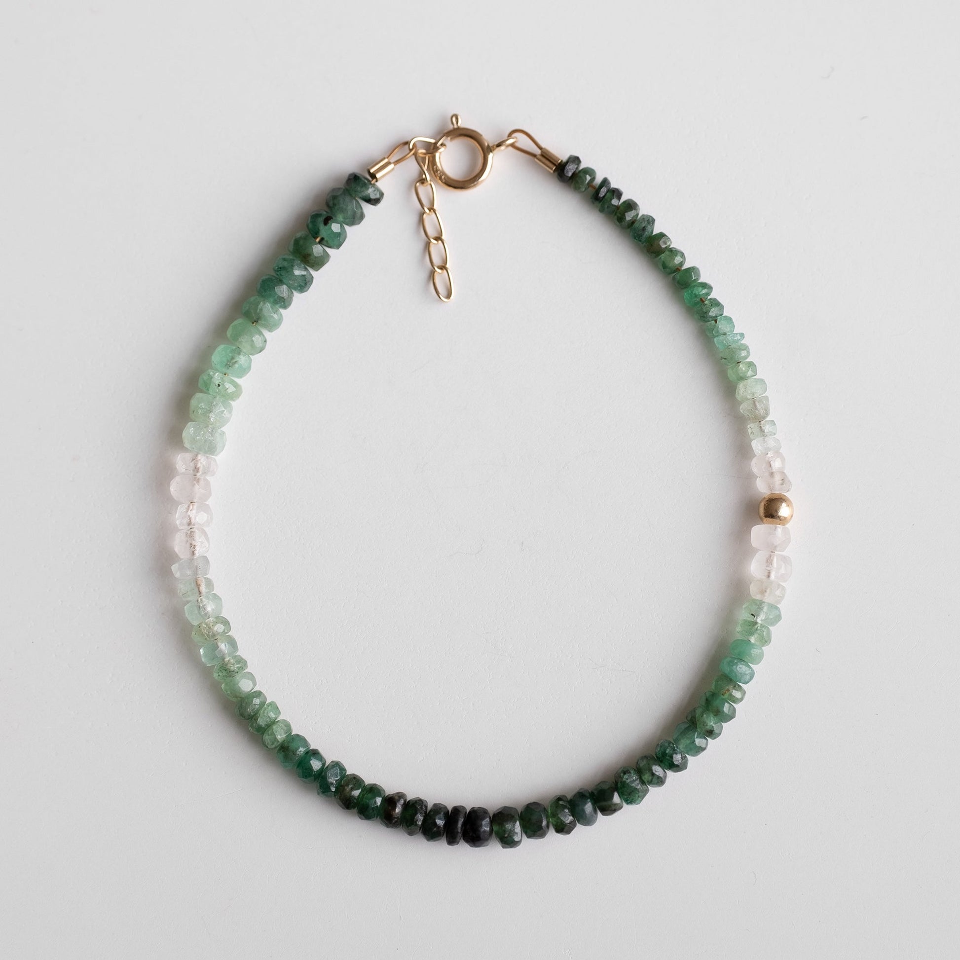 shaded emerald beads bracelet 