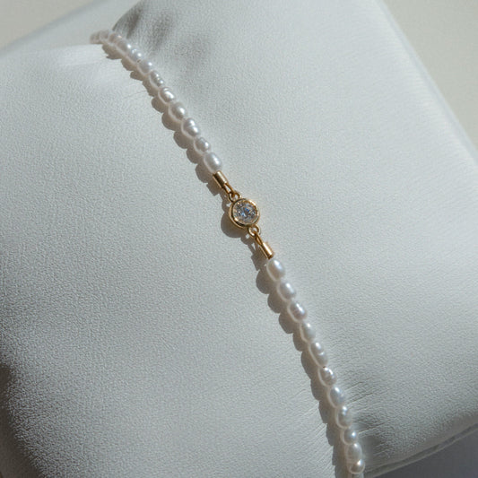 14K Solid Gold Diamond & Pearls Bracelet
